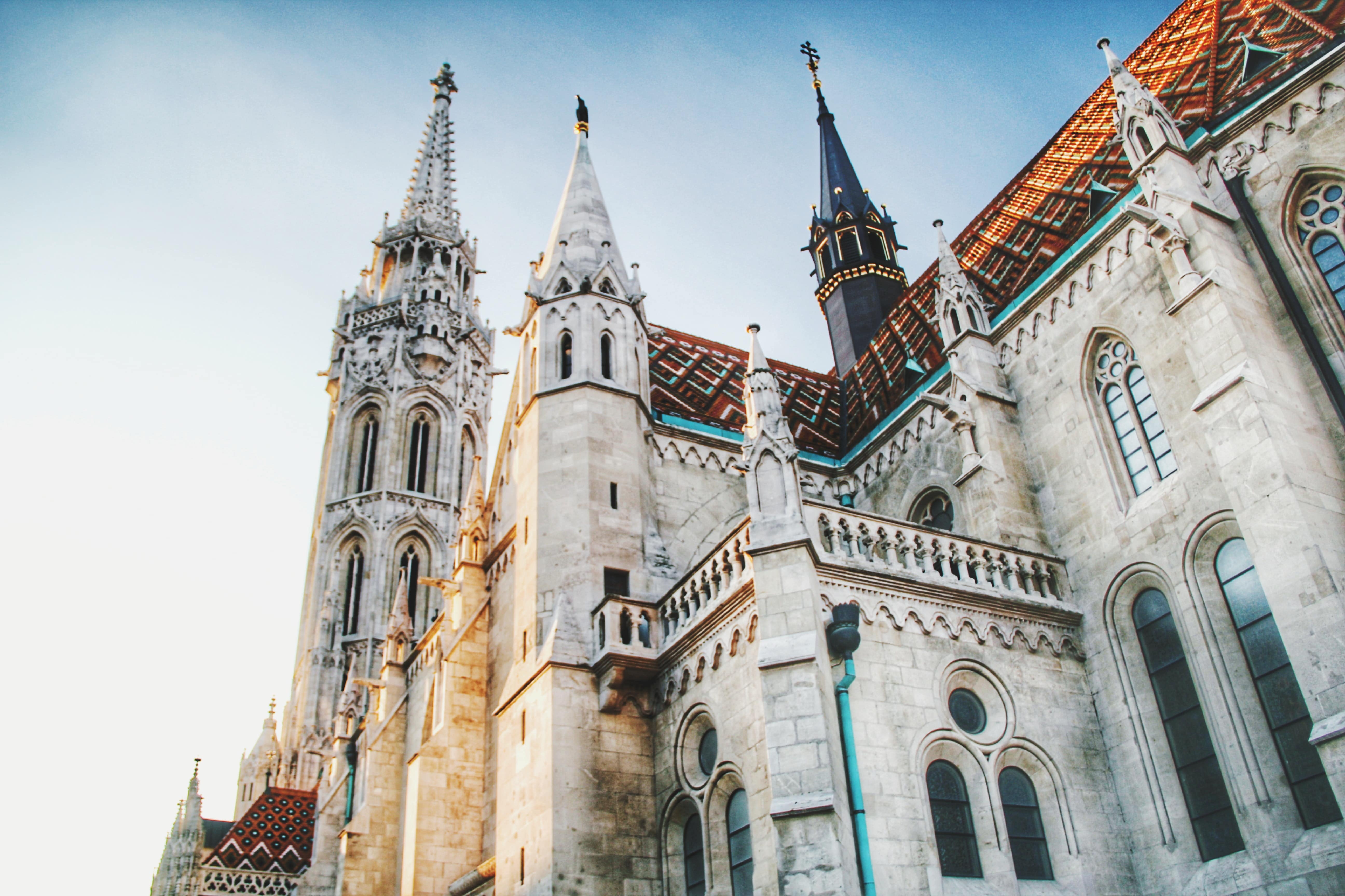 Matthias Church in Budapest, explore European EOR services opportunities in Hungary 