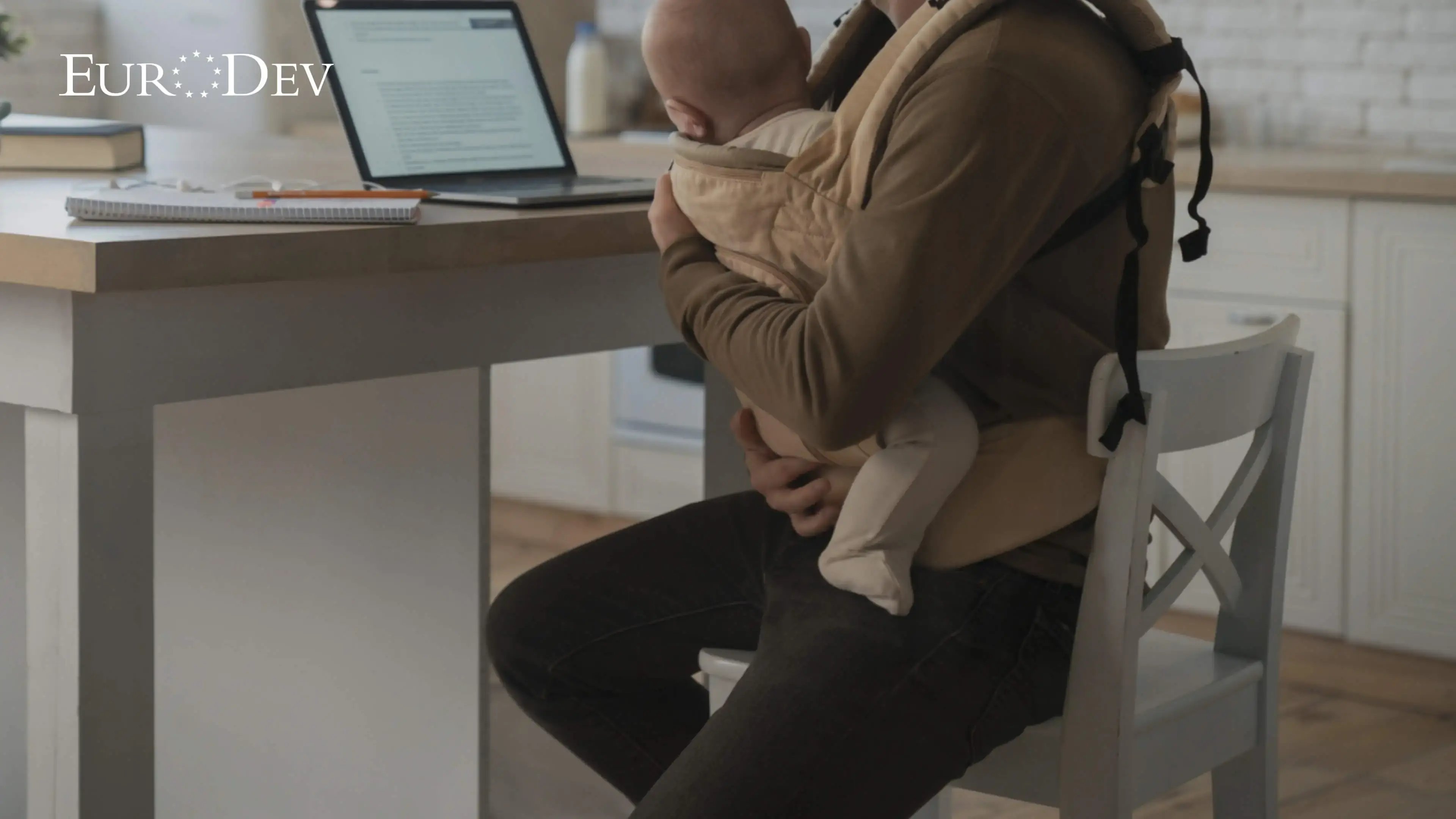 employee-taking-a-paternity-leave