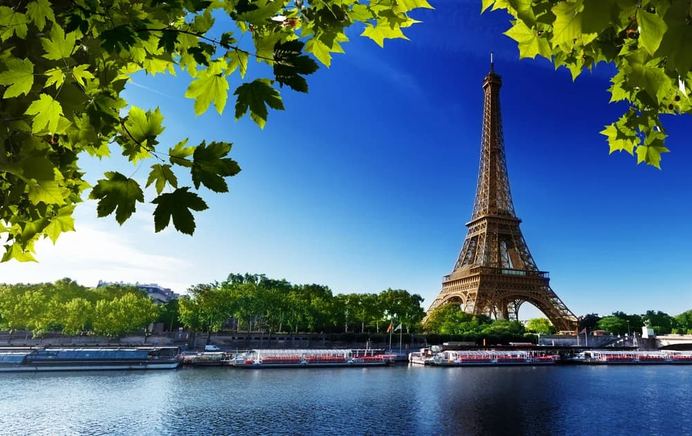 Paris_Seine_Eiffel_Tower